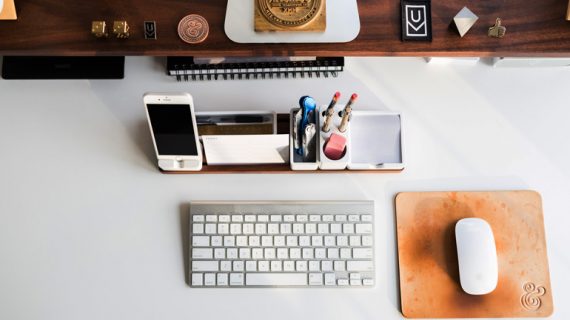 clean work desk