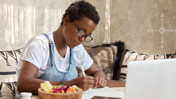 busy freelancer plans work on week